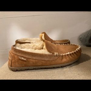 LL Bean wicked good moccasins size 7